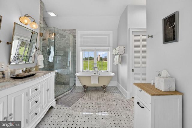 9078 MAIDSTONE RD, Delaplane, VA 20144