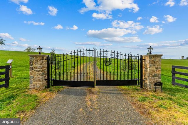 9078 MAIDSTONE RD, Delaplane, VA 20144