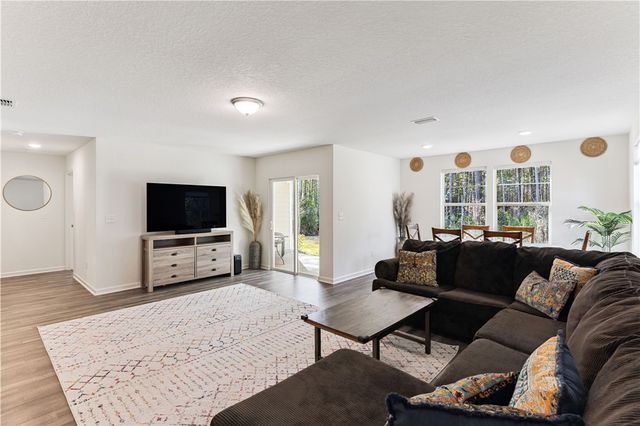 144 Oarsman Crossing, St Marys, GA 31558