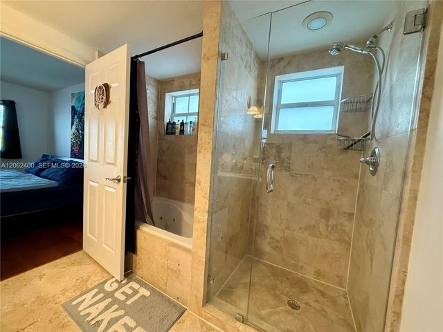 1033 SW 9th Ct M-2, Miami, FL 33130