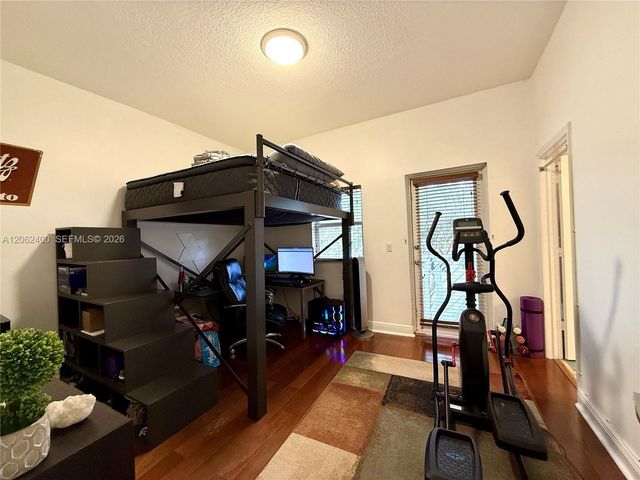 1033 SW 9th Ct M-2, Miami, FL 33130