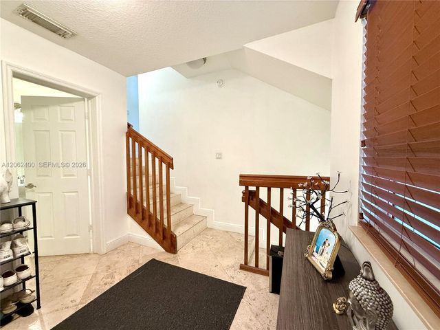 1033 SW 9th Ct M-2, Miami, FL 33130