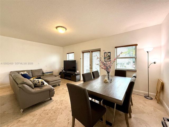 1033 SW 9th Ct M-2, Miami, FL 33130
