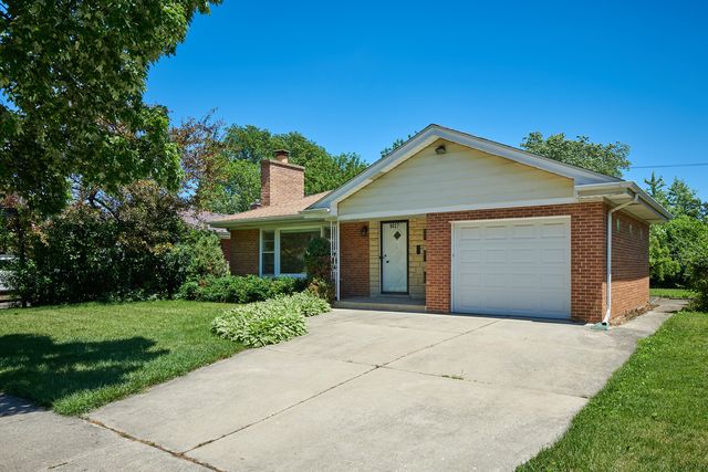 9027 Kenton Avenue, Skokie, IL 60076
