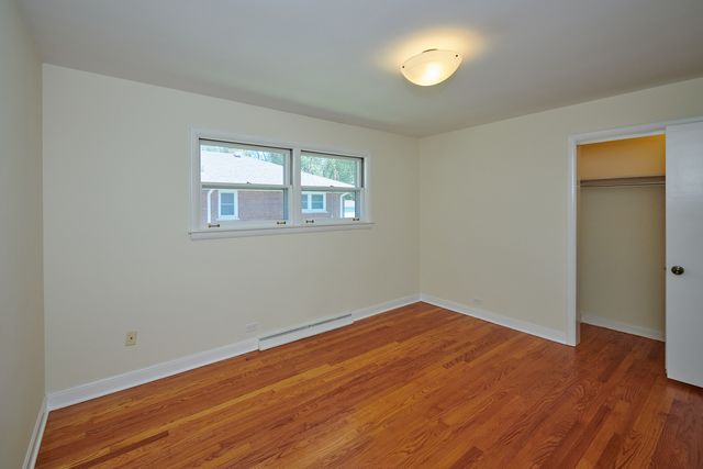 9027 Kenton Avenue, Skokie, IL 60076
