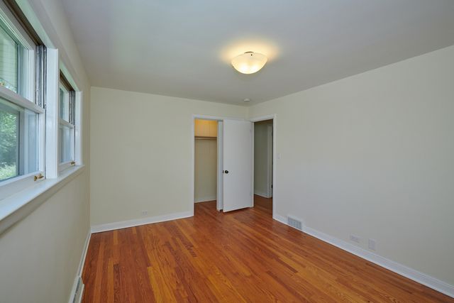 9027 Kenton Avenue, Skokie, IL 60076
