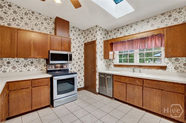 102 Quail Street, Savannah, GA 31419