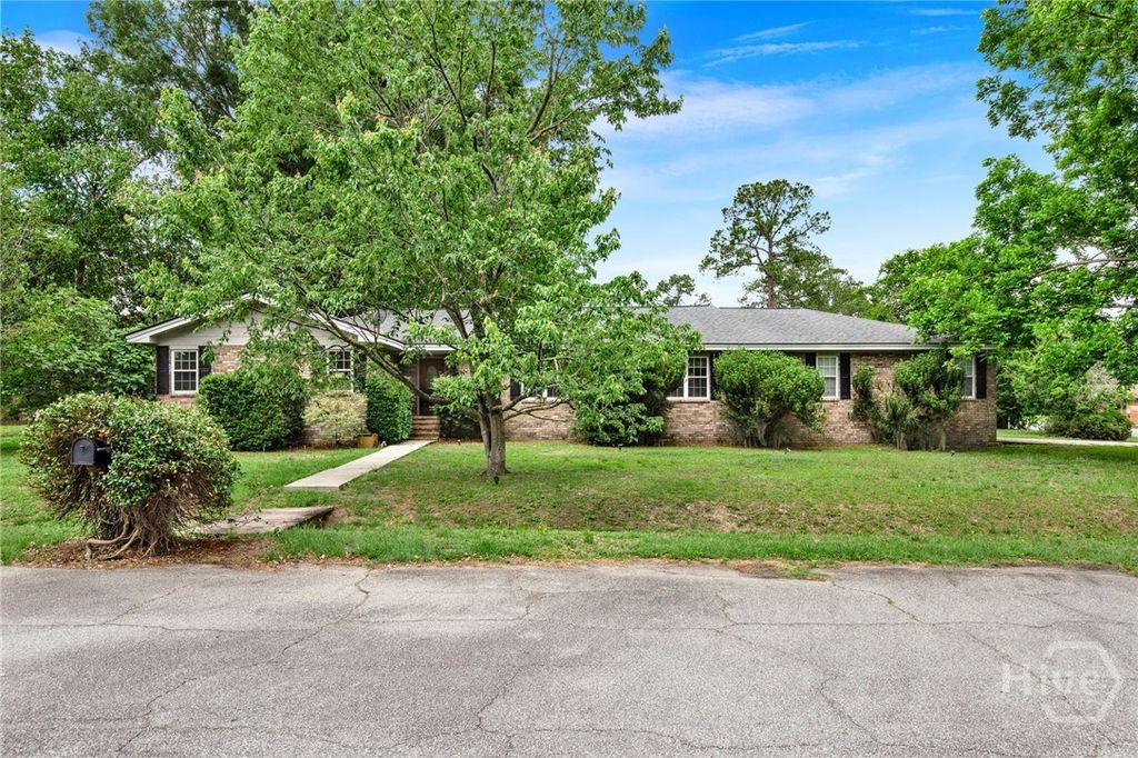 102 Quail Street, Savannah, GA 31419