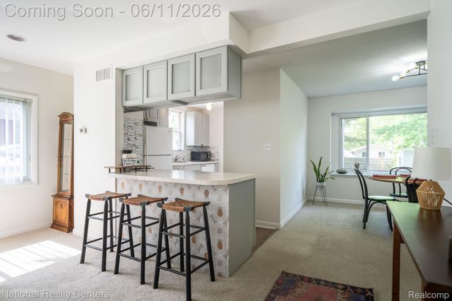 3973 Oak Knoll Road, Waterford Charter Township, MI 48328