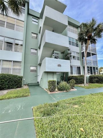 2751 Taft St 107, Hollywood, FL 33020