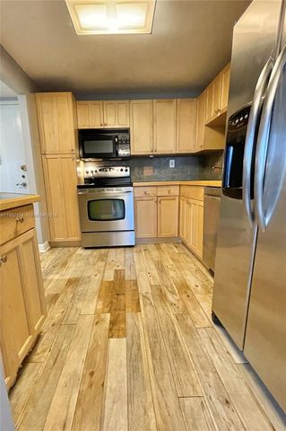 2751 Taft St 107, Hollywood, FL 33020