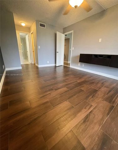 2751 Taft St 107, Hollywood, FL 33020