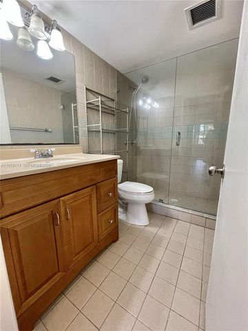 2751 Taft St 107, Hollywood, FL 33020