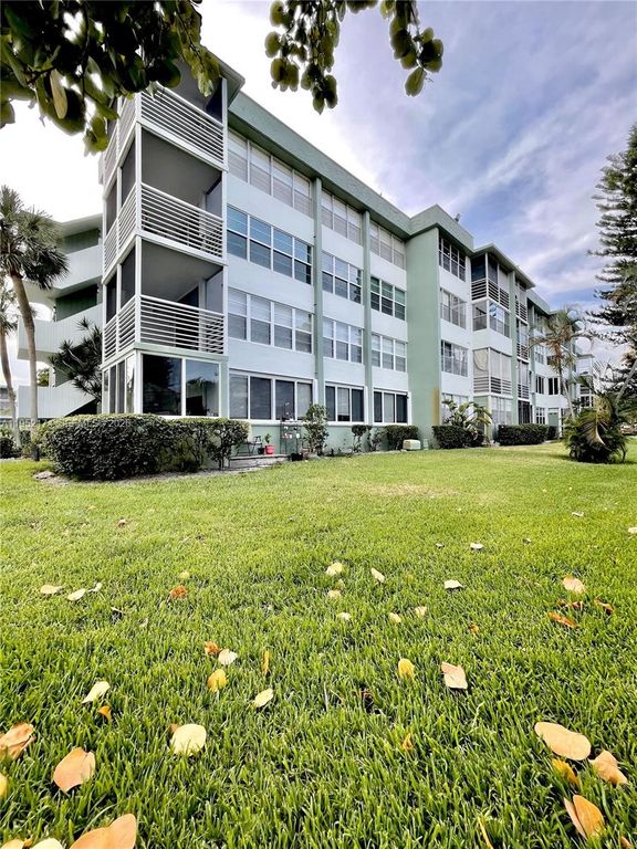 2751 Taft St 107, Hollywood, FL 33020