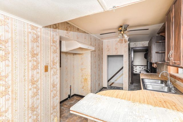 5730 Julian Avenue, Indianapolis, IN 46219