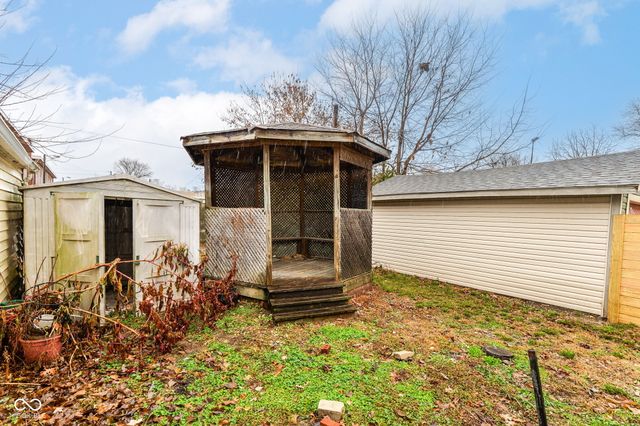 5730 Julian Avenue, Indianapolis, IN 46219