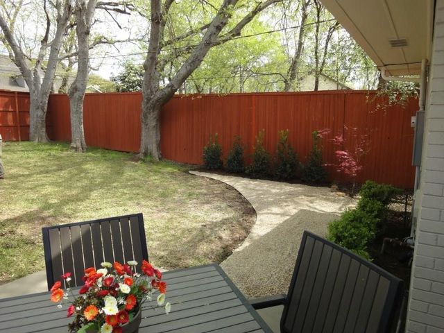 6831 La Vista Drive, Dallas, TX 75214