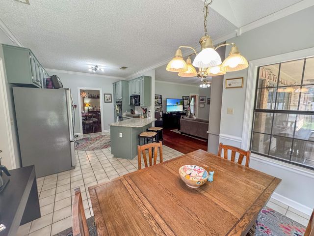 7733 SUNNY TRAIL DR, Bartlett, TN 38135