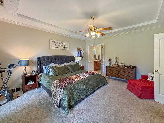 7733 SUNNY TRAIL DR, Bartlett, TN 38135