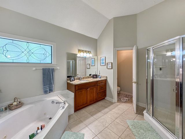 7733 SUNNY TRAIL DR, Bartlett, TN 38135