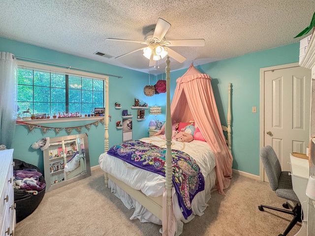 7733 SUNNY TRAIL DR, Bartlett, TN 38135