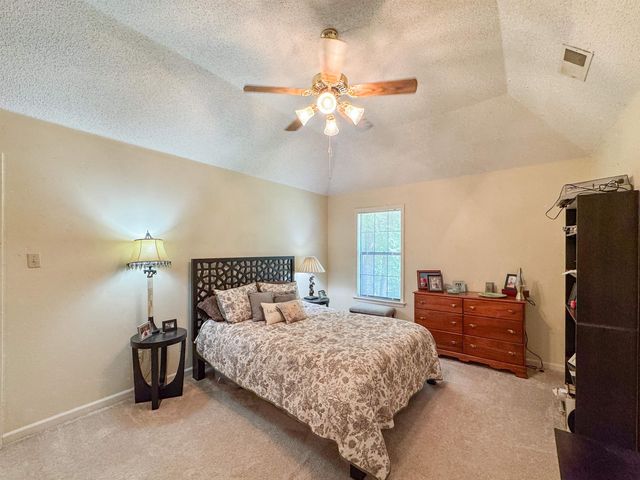 7733 SUNNY TRAIL DR, Bartlett, TN 38135