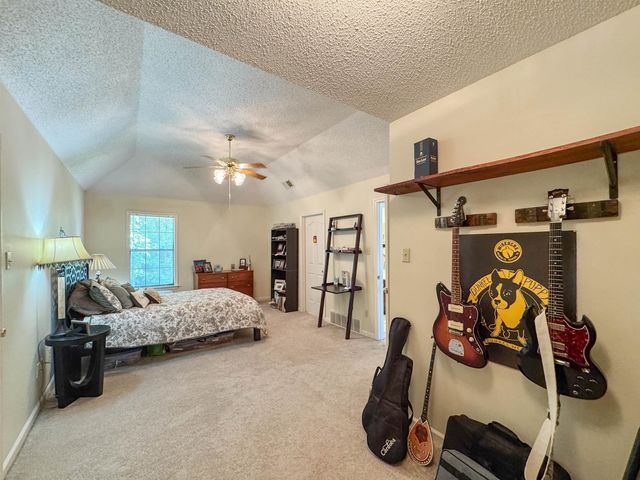 7733 SUNNY TRAIL DR, Bartlett, TN 38135