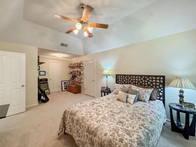 7733 SUNNY TRAIL DR, Bartlett, TN 38135