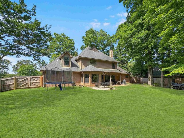 7733 SUNNY TRAIL DR, Bartlett, TN 38135