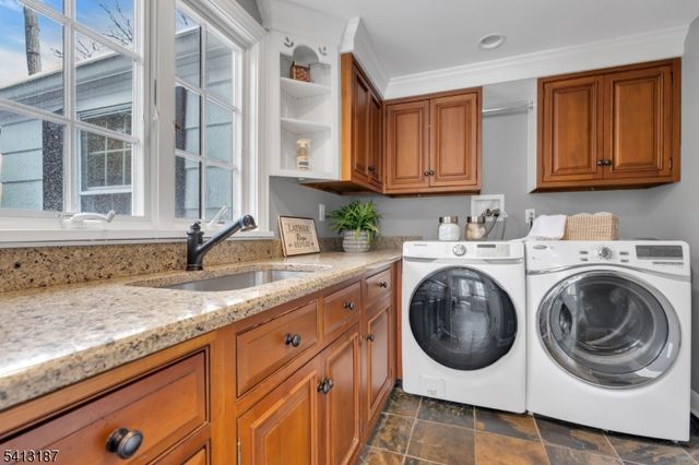 166 Washington Ave, Chatham Boro, NJ 07928