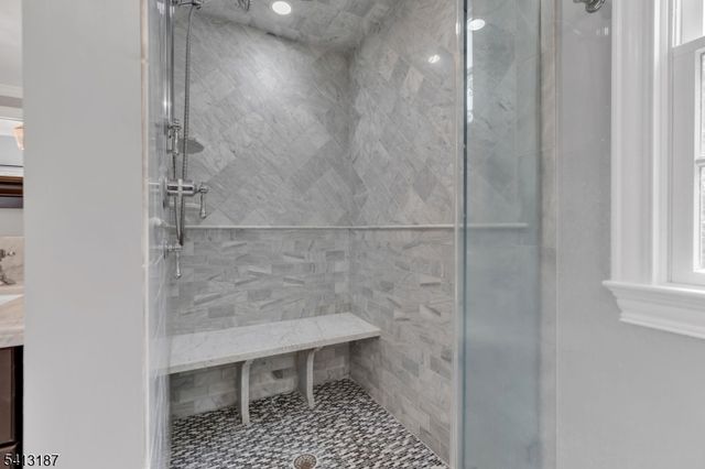 166 Washington Ave, Chatham Boro, NJ 07928