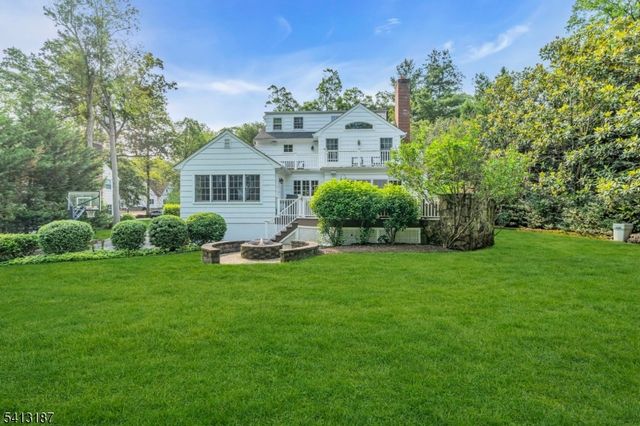 166 Washington Ave, Chatham Boro, NJ 07928