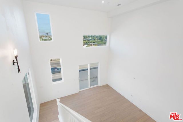 11212 W Victory Boulevard 7, Los Angeles, CA 91606