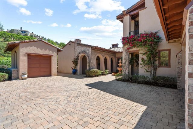17813 La Amapola, Rancho Santa Fe, CA 92067