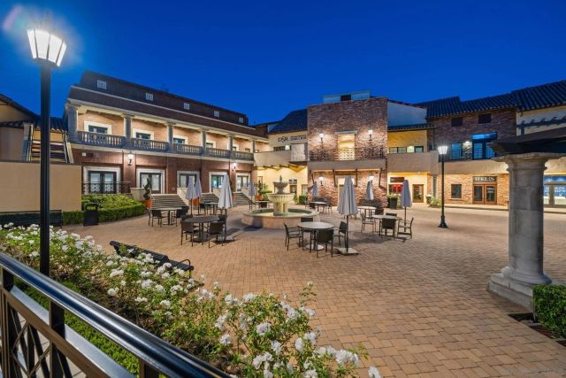 17813 La Amapola, Rancho Santa Fe, CA 92067