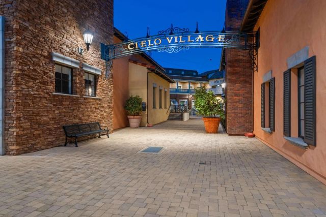 17813 La Amapola, Rancho Santa Fe, CA 92067