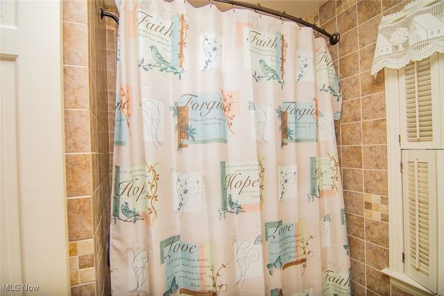 62239 Hillcrest Road, Barnesville, OH 43713