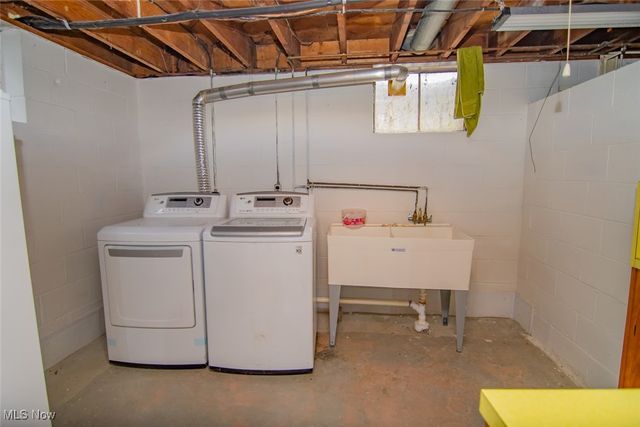 62239 Hillcrest Road, Barnesville, OH 43713