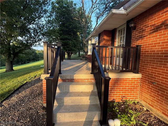 62239 Hillcrest Road, Barnesville, OH 43713