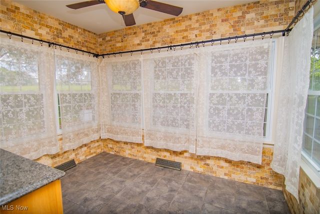 62239 Hillcrest Road, Barnesville, OH 43713