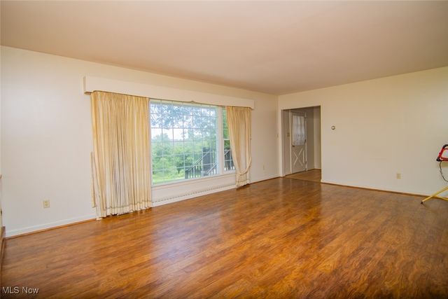 62239 Hillcrest Road, Barnesville, OH 43713