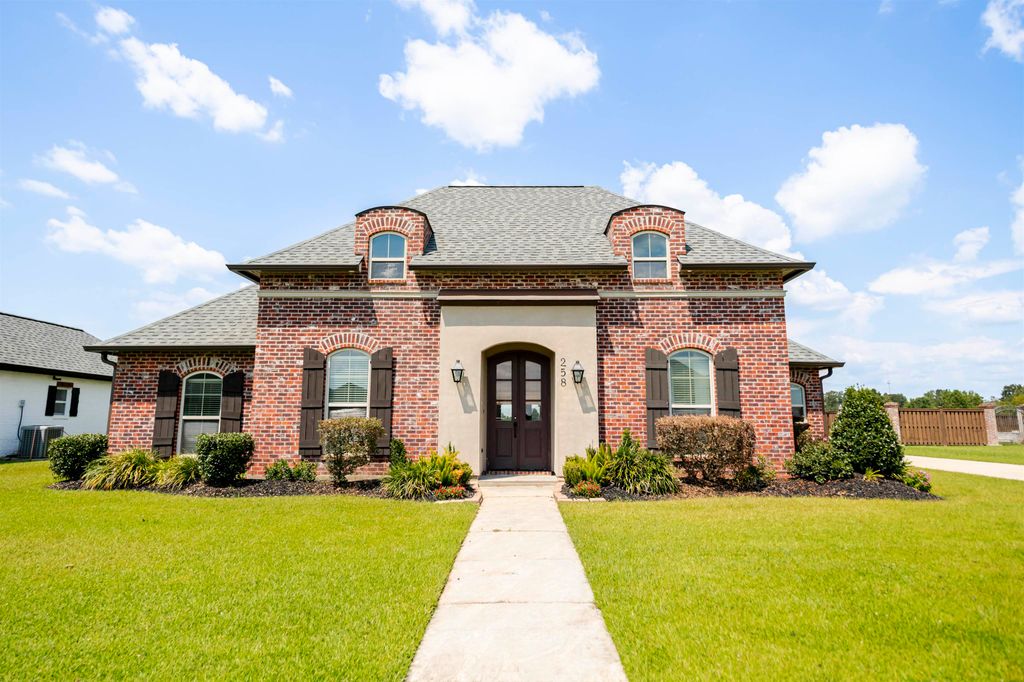 258 Hattie Virginia Drive, Gray, LA 70359