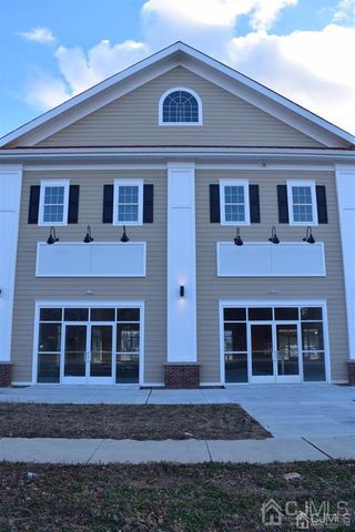 3 Old Trenton Road 17, Cranbury, NJ 08512