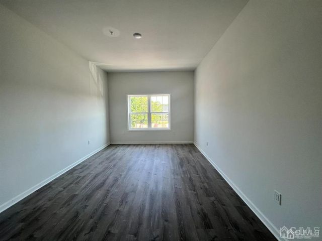 3 Old Trenton Road 17, Cranbury, NJ 08512