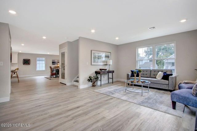 57 Oak Street, Keansburg, NJ 07734
