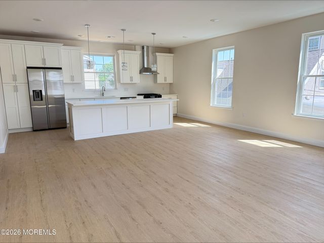57 Oak Street, Keansburg, NJ 07734