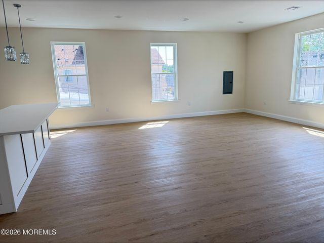 57 Oak Street, Keansburg, NJ 07734