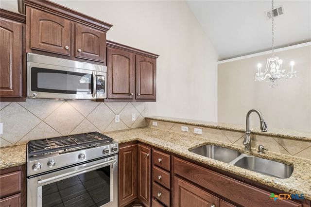 30 Wildwood Drive 41, Georgetown, TX 78633