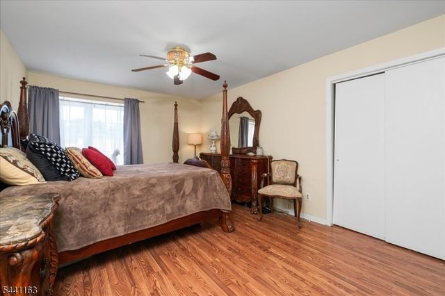 15 Rhea Run, Hampton Twp., NJ 07860
