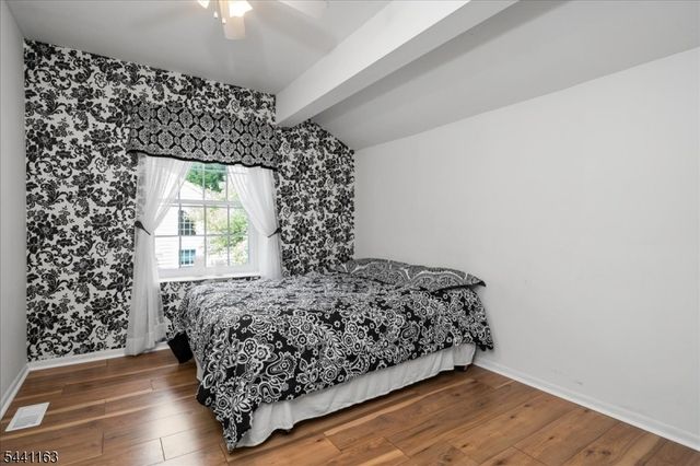 15 Rhea Run, Hampton Twp., NJ 07860